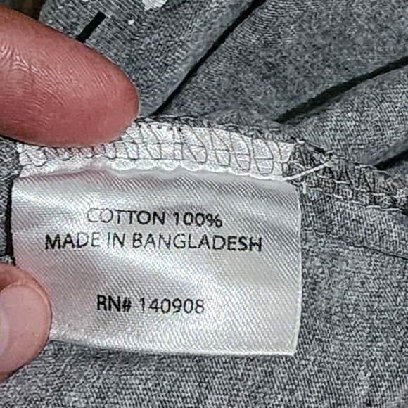 Boys Red 23 Tank Tee Size XL - Picture 7 of 7